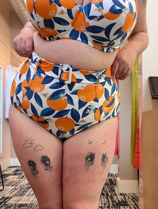 The Best Strapless Bras for Summer Tube Tops: A Guide for Women 35+